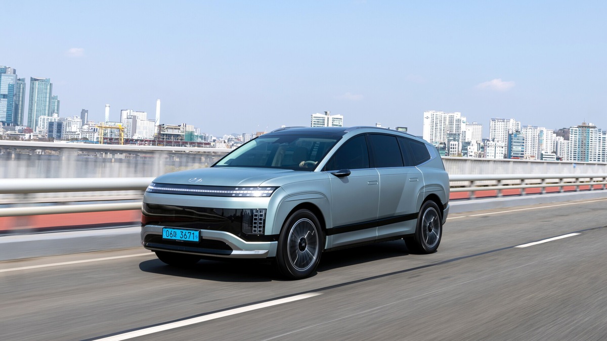 Hyundai IONIQ 9, la prova in Corea del grande Suv elettrico