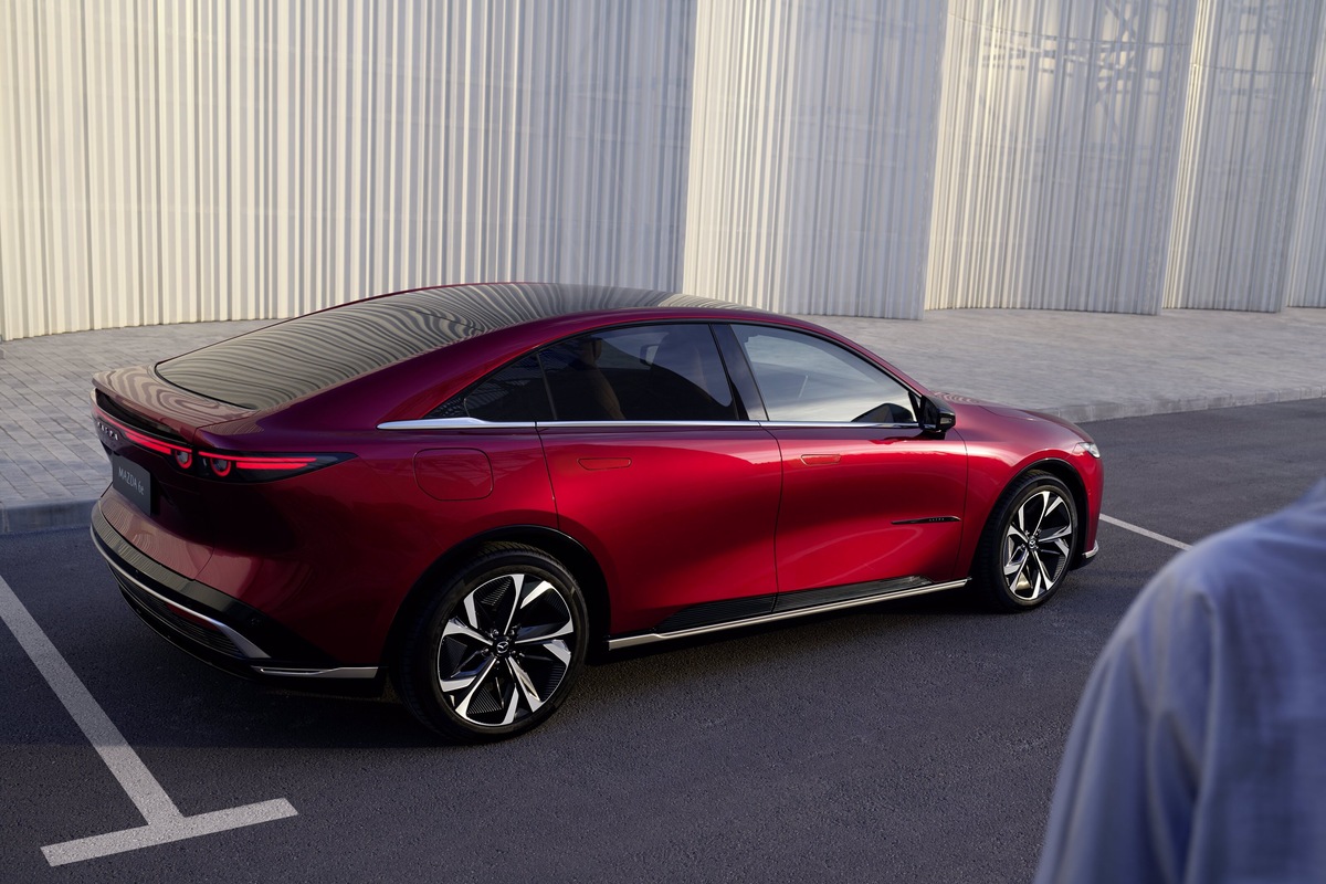 Mazda 6e, lusso elettrico