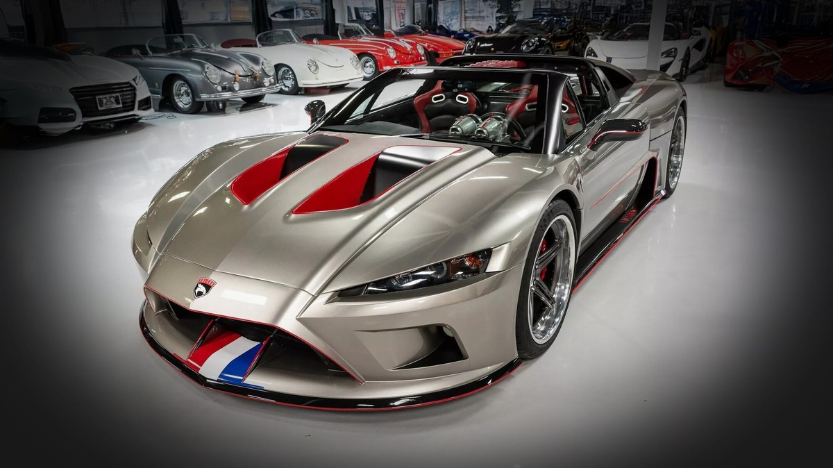 Falcon F7, venduta una delle sette prodotte