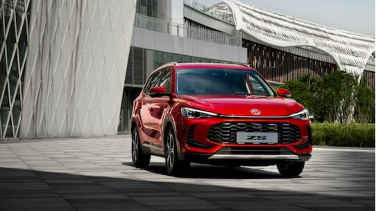 MG, la gamma si allarga con i nuovi motori a benzina