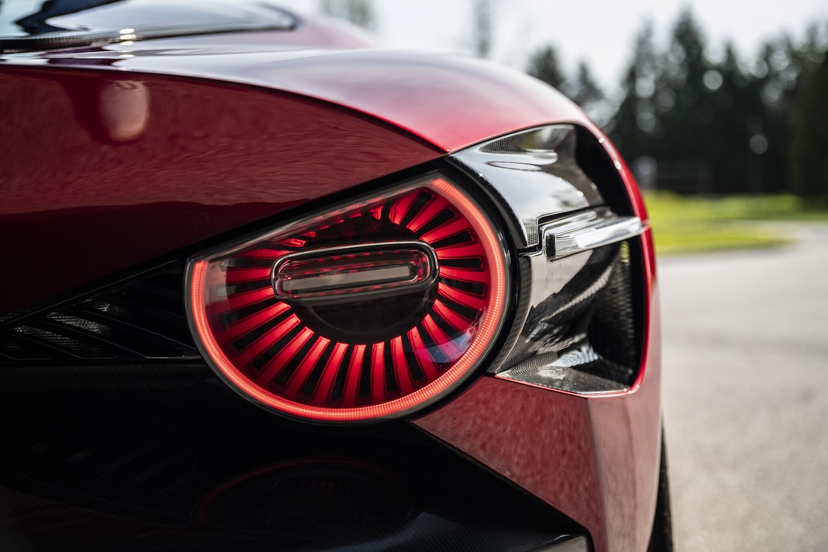 Alfa Romeo 33 Stradale, emozioni in pista