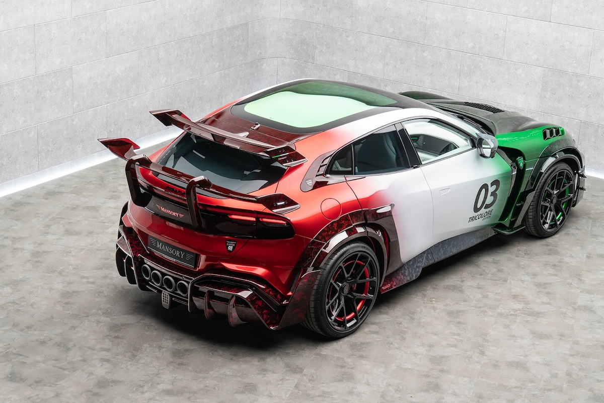 Ferrari Purosangue Pugnator Tricolore by Mansory