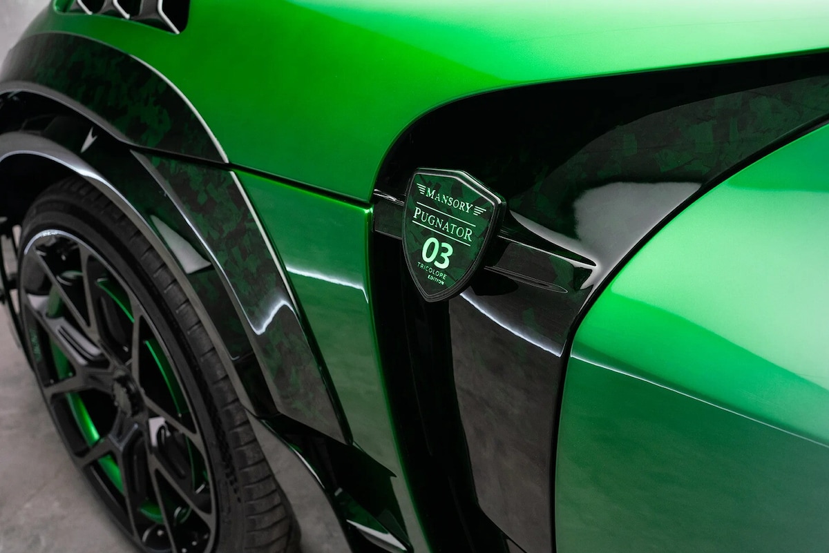 Ferrari Purosangue Pugnator Tricolore by Mansory