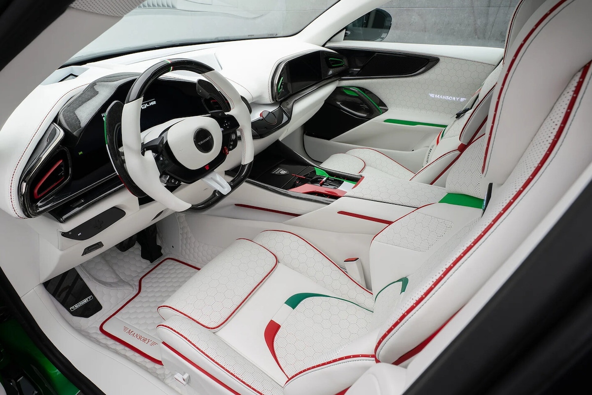 Ferrari Purosangue Pugnator Tricolore by Mansory