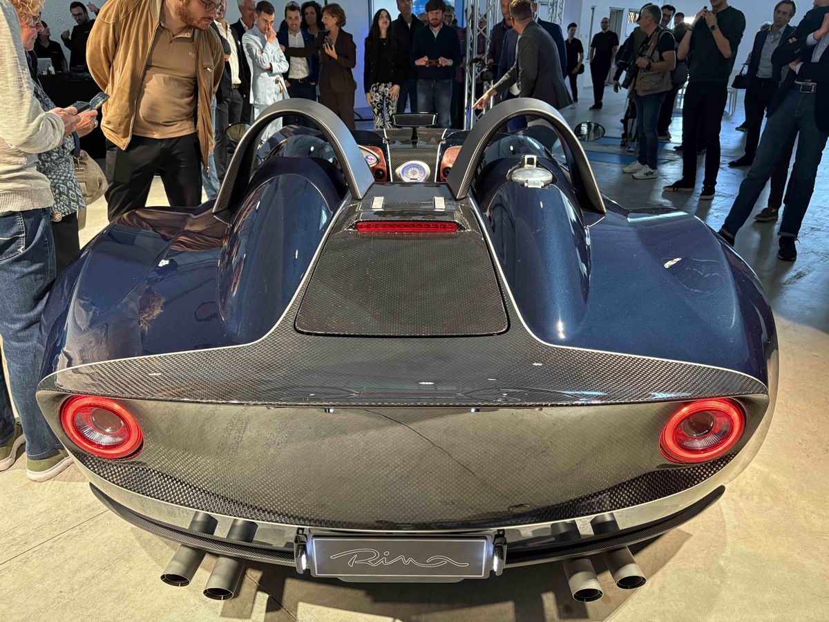 Automobili Mignatta Rina