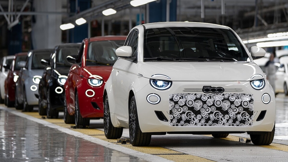 Fiat 500 Hybrid, com'è e quando arriva: avviata la produzione a Mirafiori