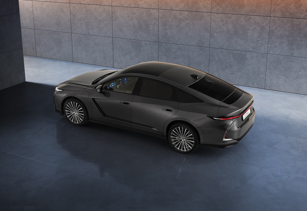 Lexus ES 2025
