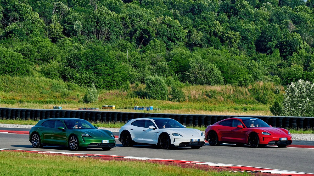 Porsche elettriche, nasce il Registro Italiano E-Motion