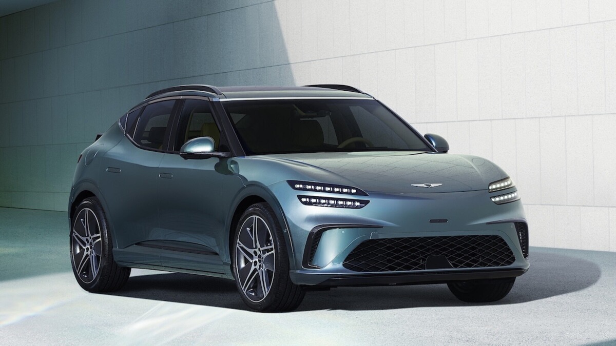 Genesis GV60, in attesa che arrivi in Italia ecco la cambiata virtuale di scuola Ioniq 5 N