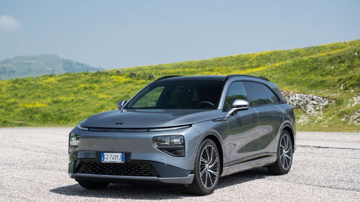 Xpeng G9 è sbarcato in Italia: SUV elettrico da 800 V, ricarica in 20 minuti