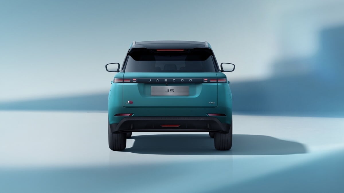 Jaecoo 5 debutta in Italia: termico, ibrido ed elettrico