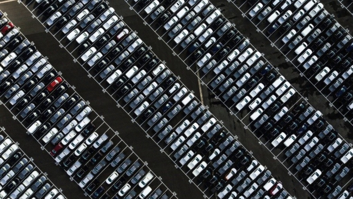 Immatricolazioni auto: -17,4% a giugno, le elettriche faticano ancora