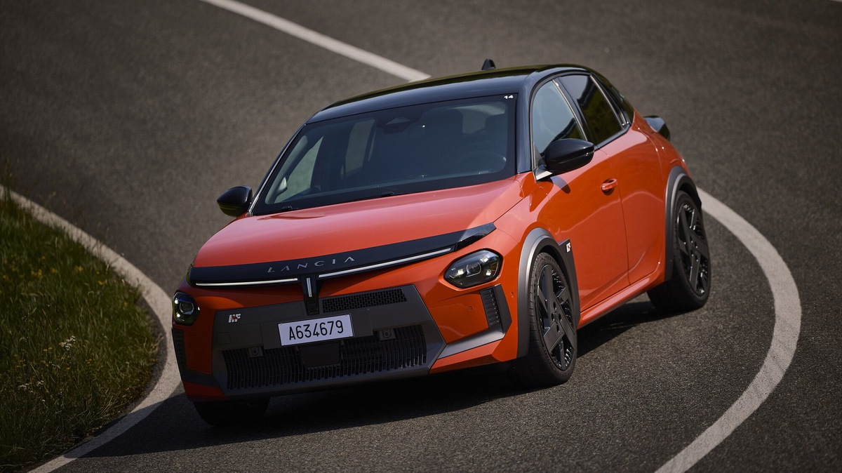 Lancia Ypsilon HF, la più potente di sempre