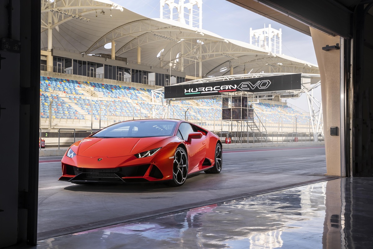 Lamborghini, il modello che guidava Diogo Jota nella tragedia
