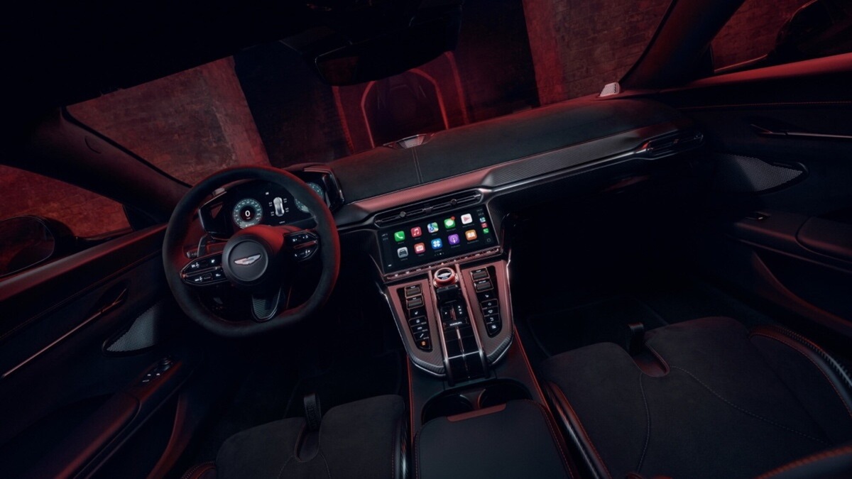 Aston Martin Vantage S 2025