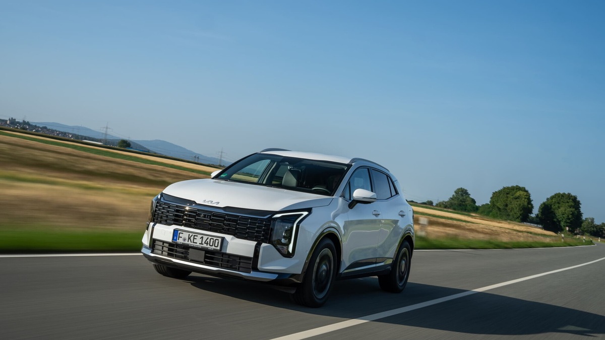 Kia Sportage 2025, la bestseller si rinnova