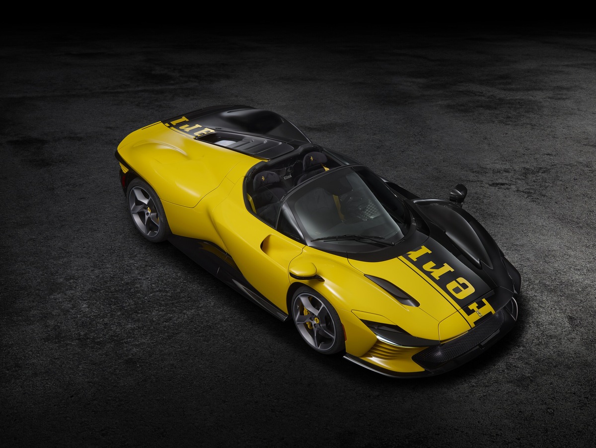 Ferrari SP3 Daytona, esemplare unico all'asta per beneficenza
