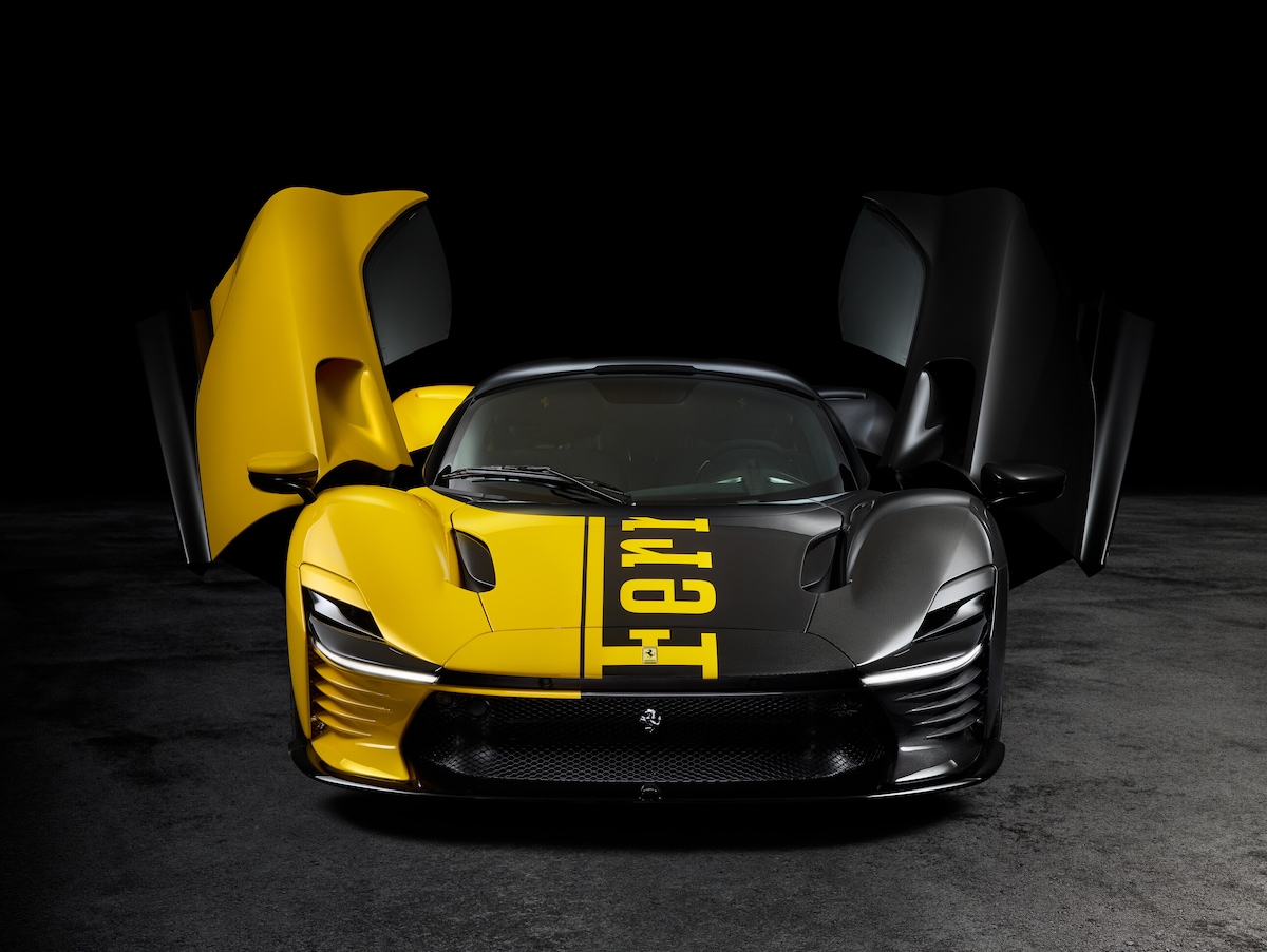 Ferrari SP3 Daytona, esemplare unico all'asta per beneficenza