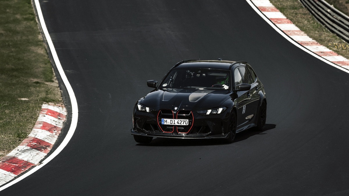 BMW M3 CS Touring è la station wagon più veloce di sempre