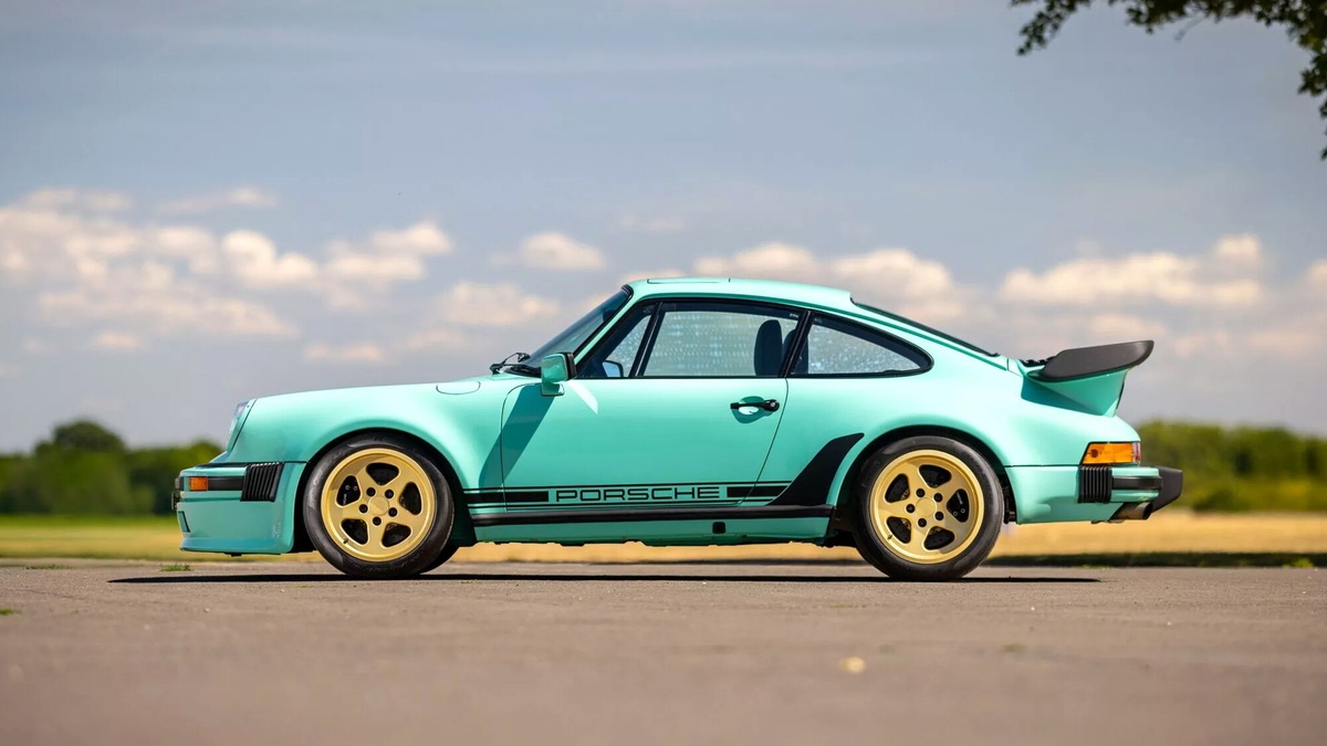 Le foto della Porsche 911 TAG Turbo by Lanzante