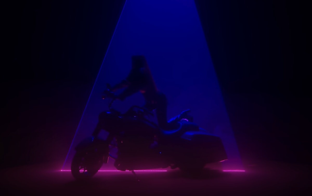 Dall'Abarth di Fedez alla Ford di Noemi: le auto delle canzoni estive 2025