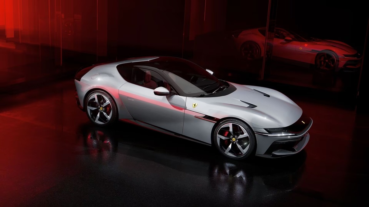 Le 10 Ferrari stradali più potenti di sempre