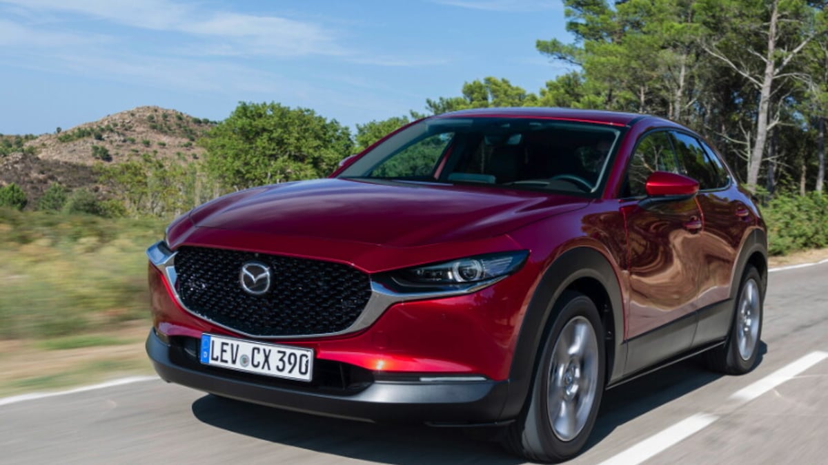 Mazda CX-30, tre motivi per comprarla, ma con qualche riserva