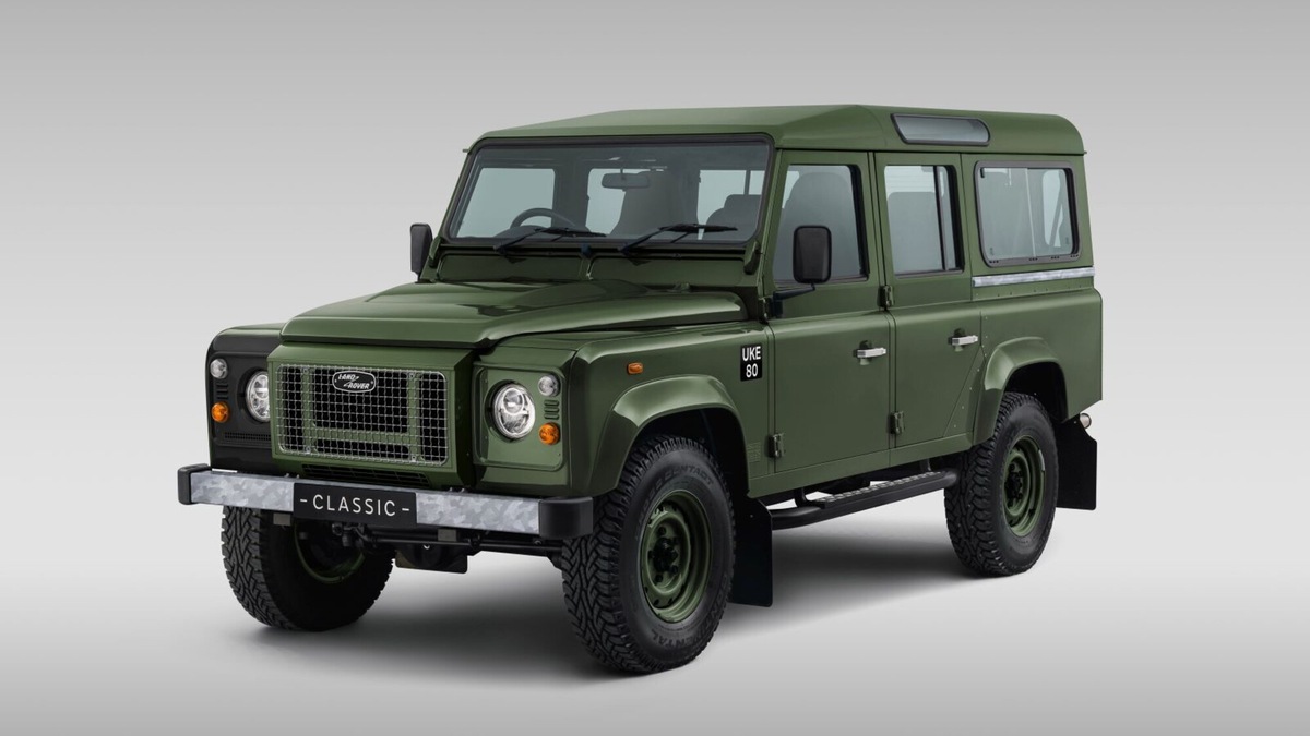 Land Rover Classic celebra Churchill con la Defender V8 Edition limitata
