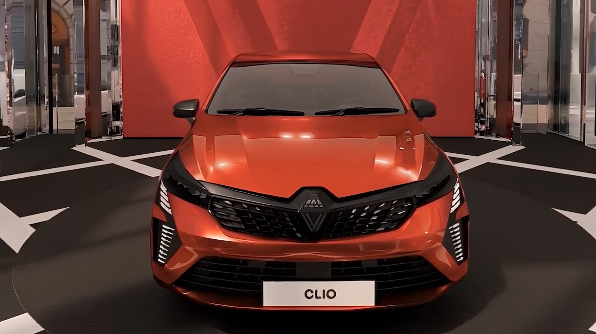 Nuova Renault Clio debutta al Salone di Monaco, attesa per full hybrid e ibrida a GPL