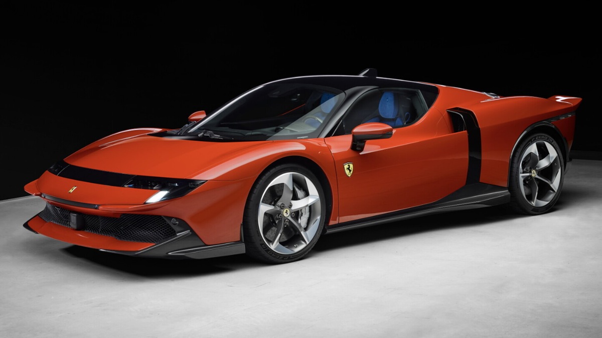 Ferrari 849 Testarossa vista dal vivo