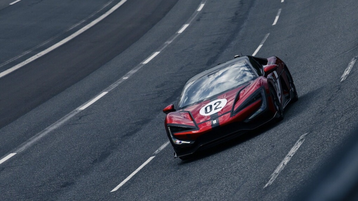 YangWang U9 Extreme, ecco la supercar cinese da quasi 500 km/h che ha battuto la Bugatti