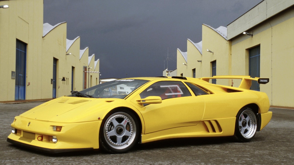 Lamborghini Diablo, 35 anni di mito e potenza V12