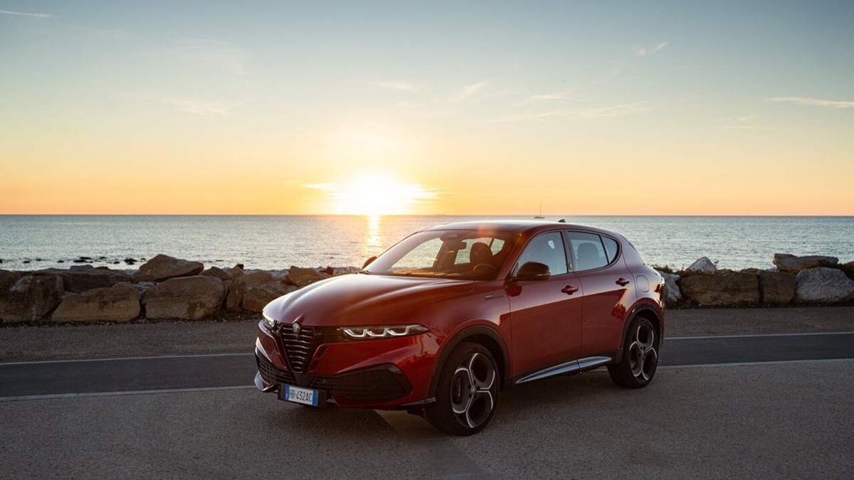 Alfa Romeo Tonale facelift su strada