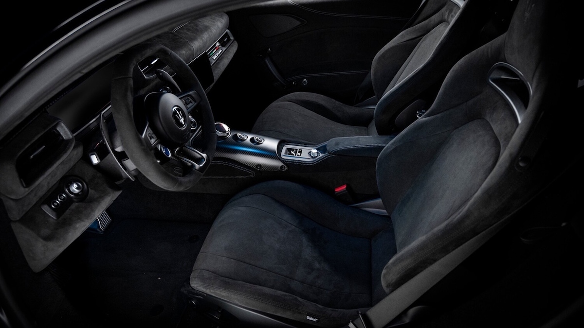 Maserati McPura e Alfa Romeo Giulia Quadrifoglio livrea Carabinieri