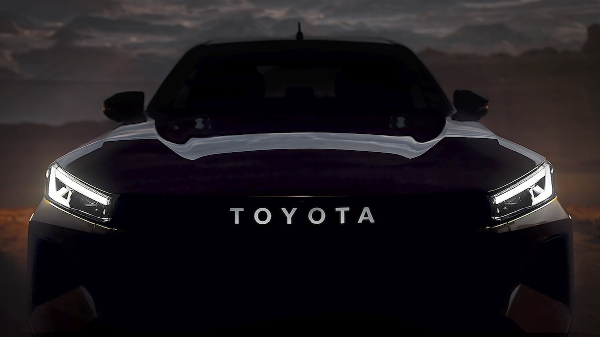 Nuova Toyota Hilux sta arrivando, ecco come sarà il pick-up