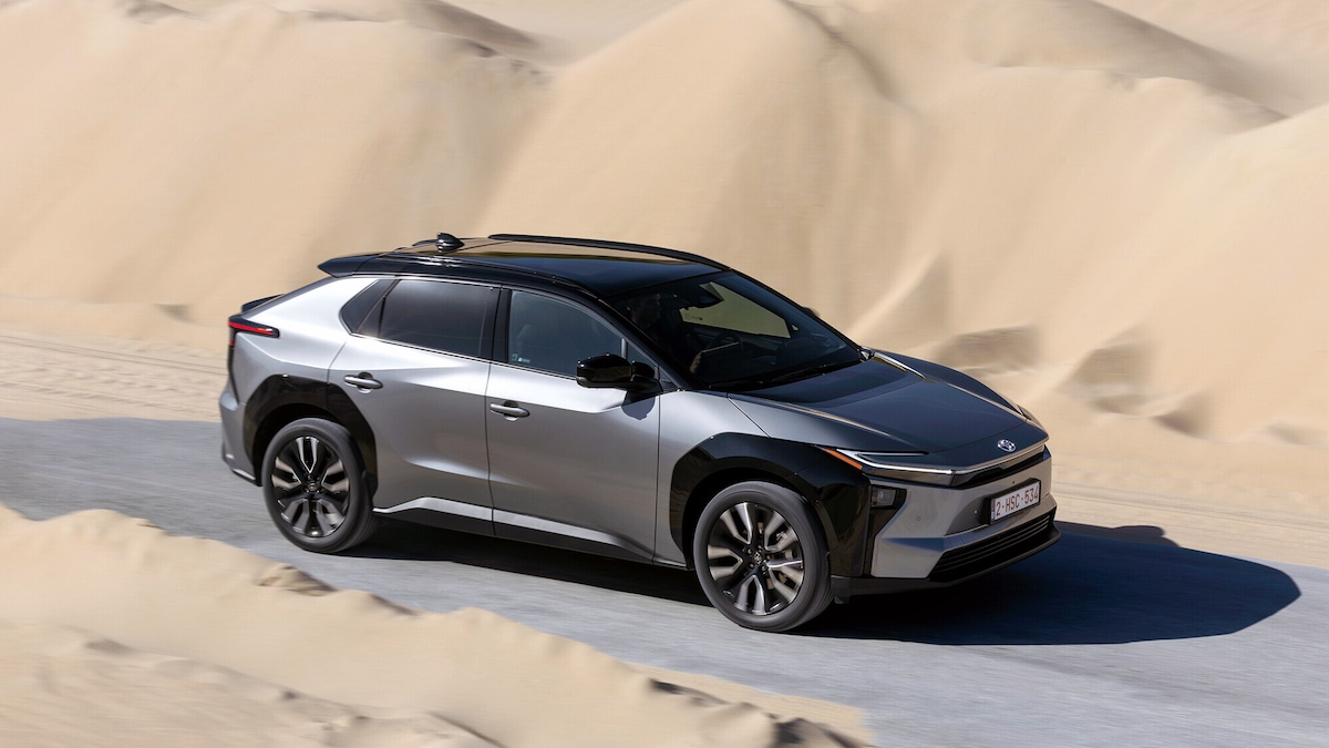 Toyota bZ4X 2025, primo contatto con il rinnovato Suv elettrico