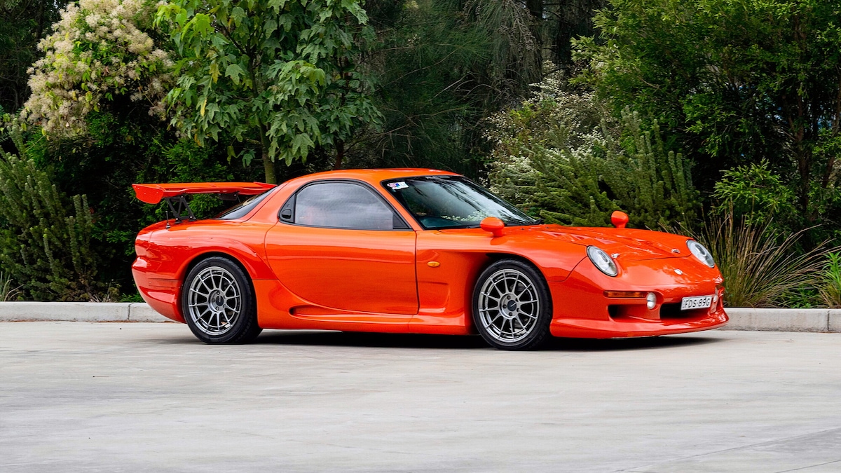 Mazda RX-7 Type RZ, raro esemplare con estetica Porsche 911