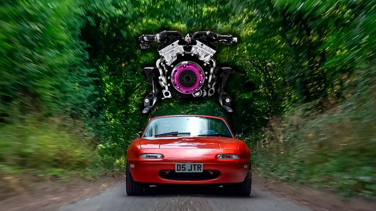 Mazda MX-5 Keiryo, Rocketeer esagera con il 3.0 V6 Jaguar