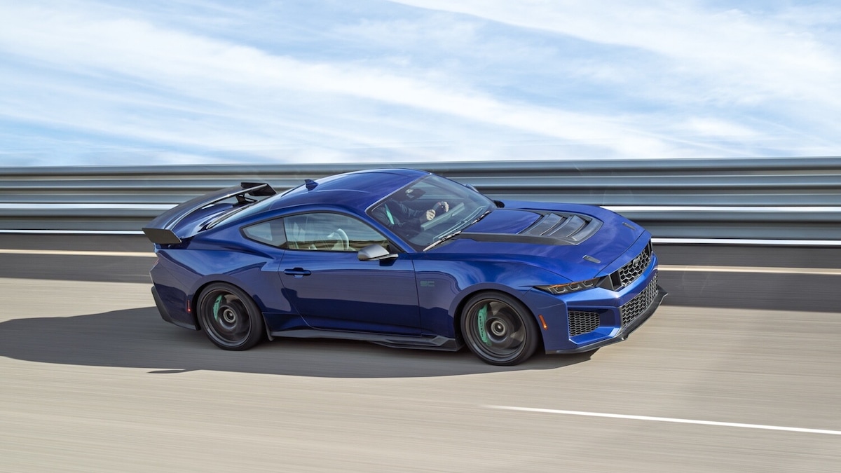 Ford Mustang Dark Horse SC, aggiungi un volumetrico ed è quasi GTD