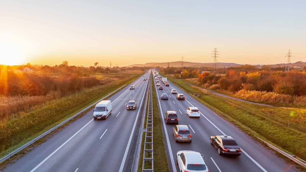 Mercato auto usate 2025: prezzi in calo ma valori ancora alti in Italia