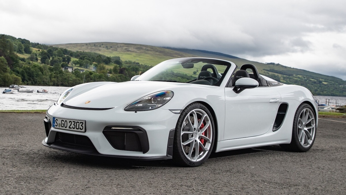 Porsche, lo stop al progetto 718 elettrica è un'opzione