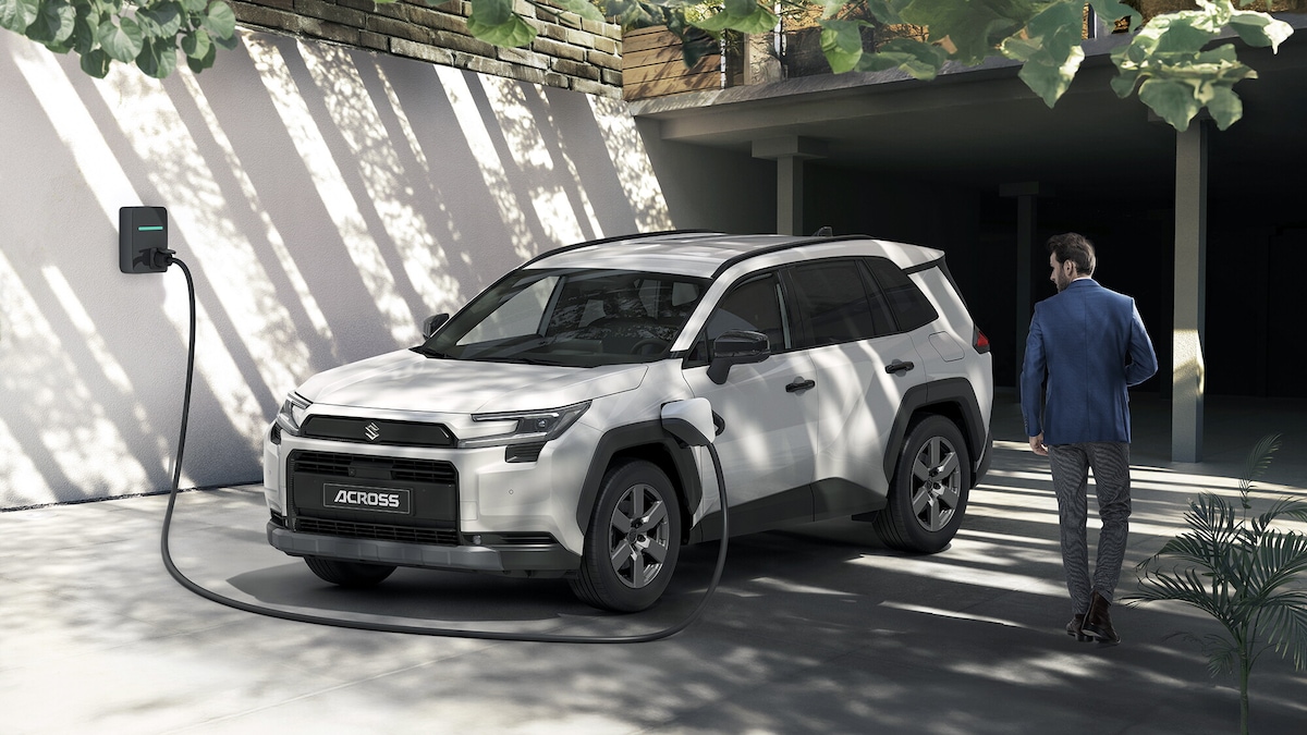 Suzuki Across Plug-In Hybrid, presentato il Suv “alla spina”