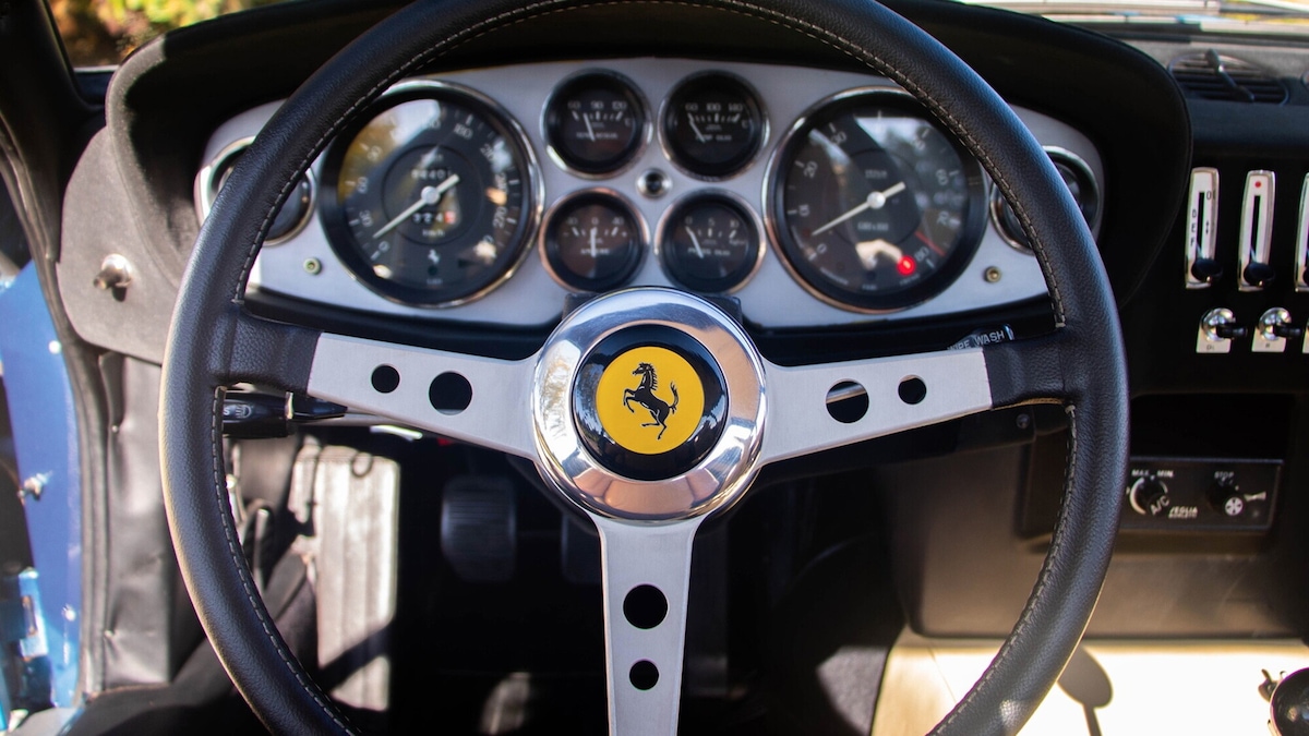 Ferrari: gli interni Luce, i richiami al passato e le Rosse che hanno lasciato il segno