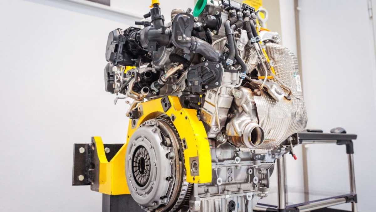 E' benzina, ibrido e consuma circa 3 lt/100 km: com'è fatto il nuovo motore Renault