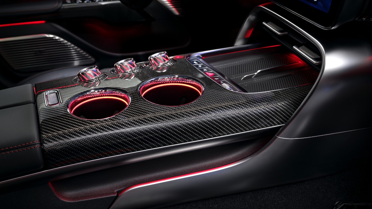 Mercedes-AMG GT 4 porte, gli interni