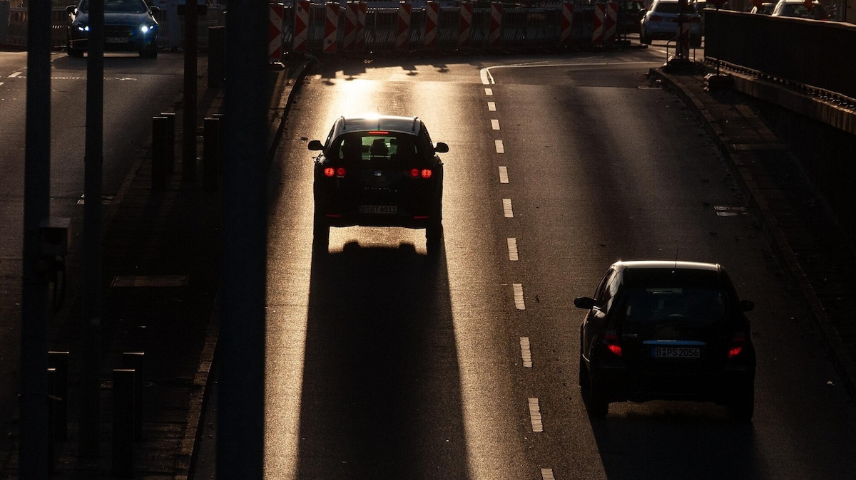 Il caro carburanti pesa sui pendolari: andare al lavoro costa sempre di più