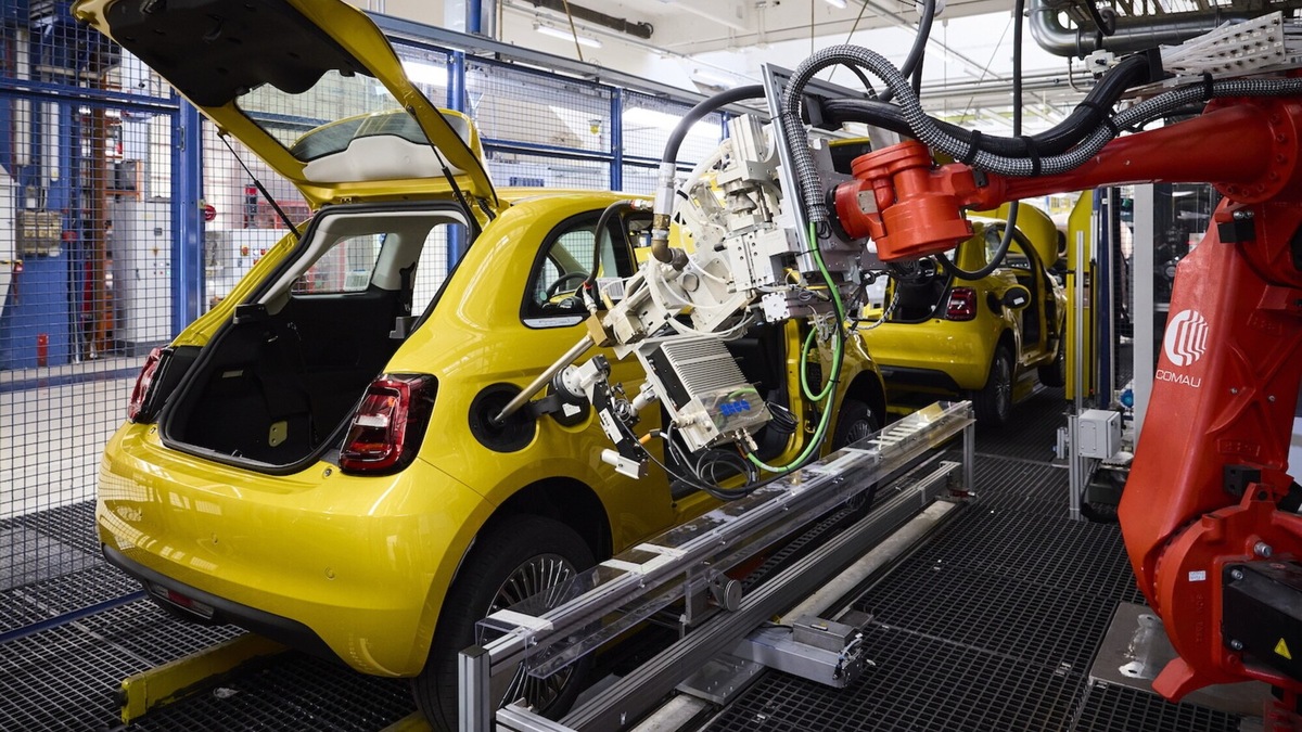 Stellantis, gli impianti produttivi sottoutilizzati pesano sui conti