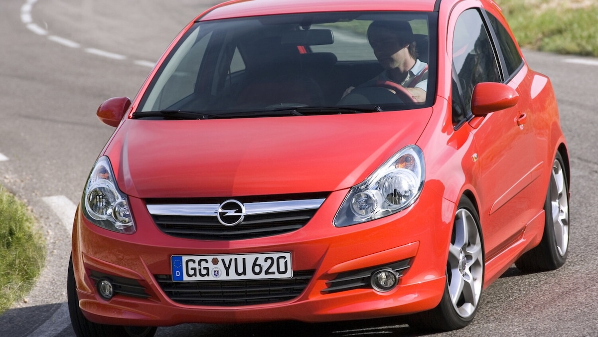 Opel Corsa GSi, OPC e le utilitarie sportive raccontano com'eravamo