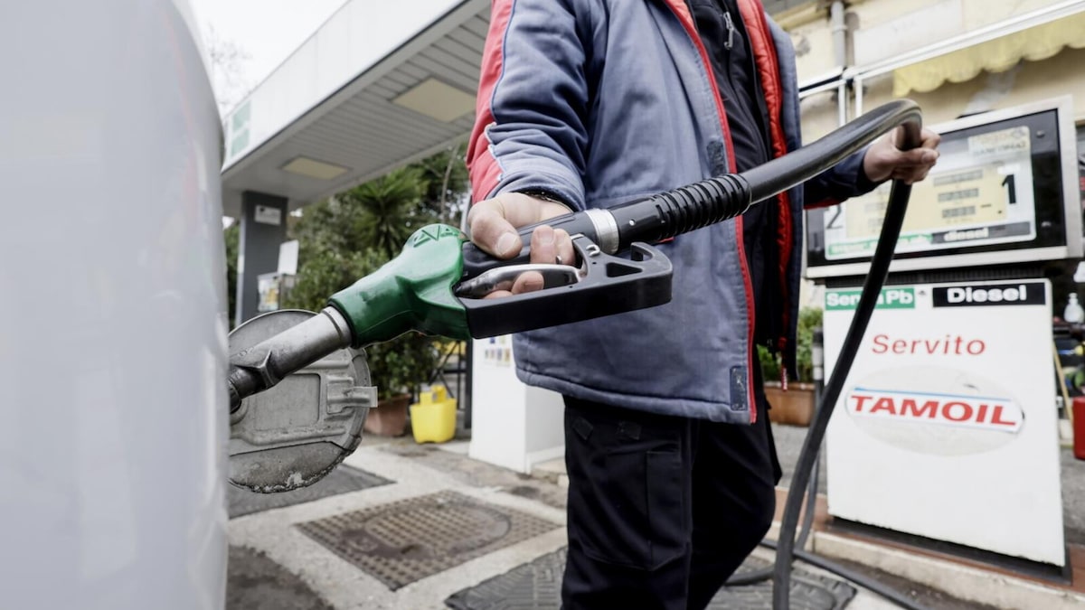 Benzina e diesel "esauriti", è l'effetto di un altro fattore