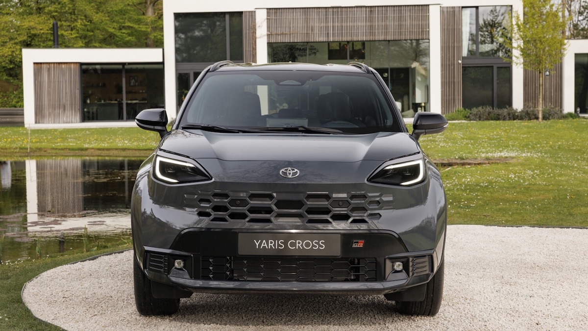 Toyota Yaris Cross restyling, studia dal grande di casa